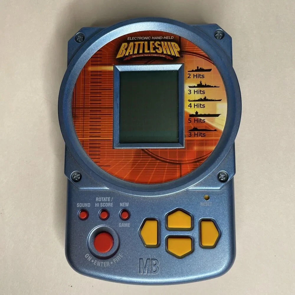 Battleship Electronic Handheld Game Pocket Size Milton Bradley (Hasbro, 2002)